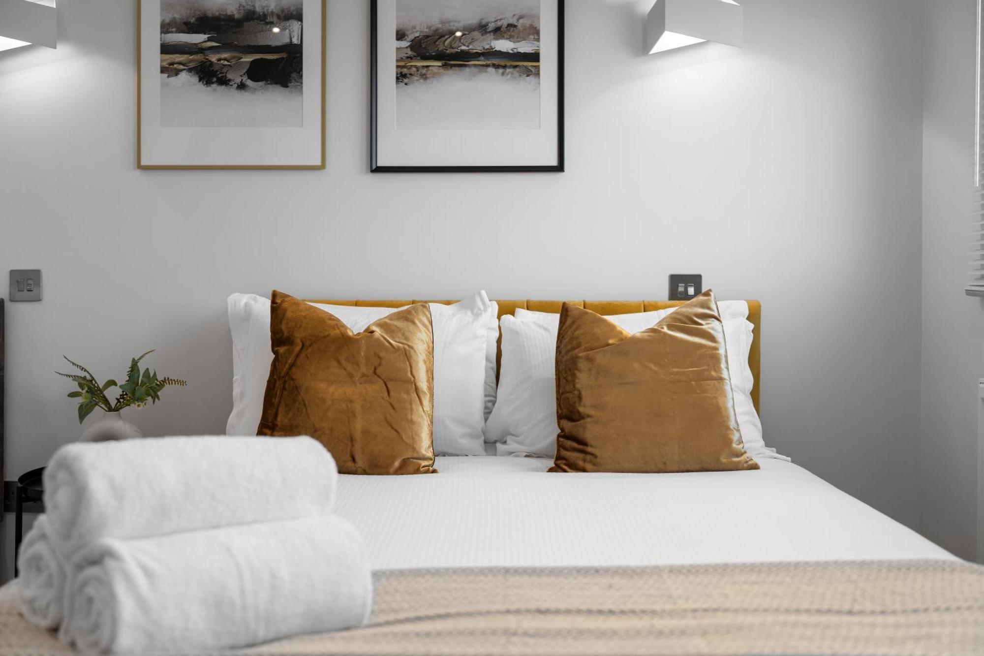 Livestay-Modern & Stylish Apartments In Didcot Exterior photo